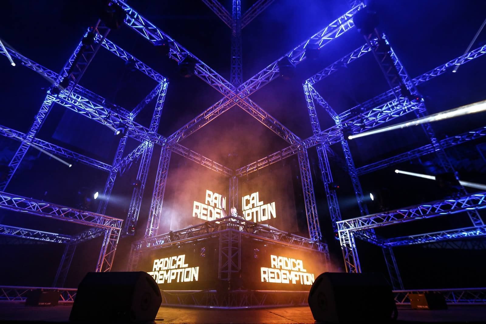 Reverze(ベルギー)の会場写真